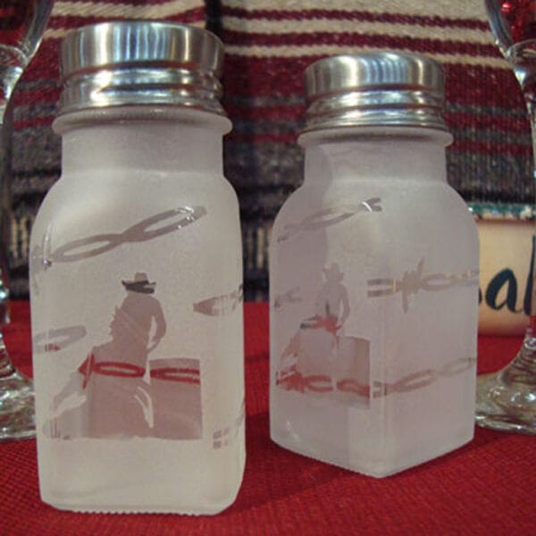 4" Tall Salt and Pepper Shakers. GSPFBRBW