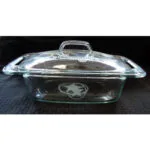 Pyrex Easy Grab 2 quart etched casserole with glass cover CASS32 Pyrex Easy Grab 2 Quart Etched Casserole With Glass Cover CASS3