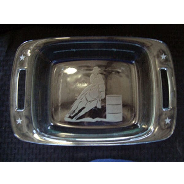 Pyrex Easy Grab 2 quart etched casserole with glass cover CASS5